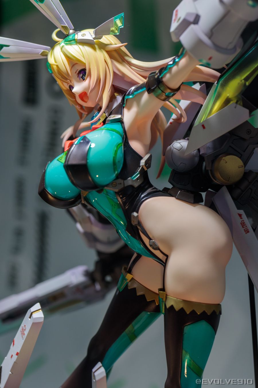 [Vertex] 오빗 걸즈 - 피오나 풀문 전시 사진_30.jpg