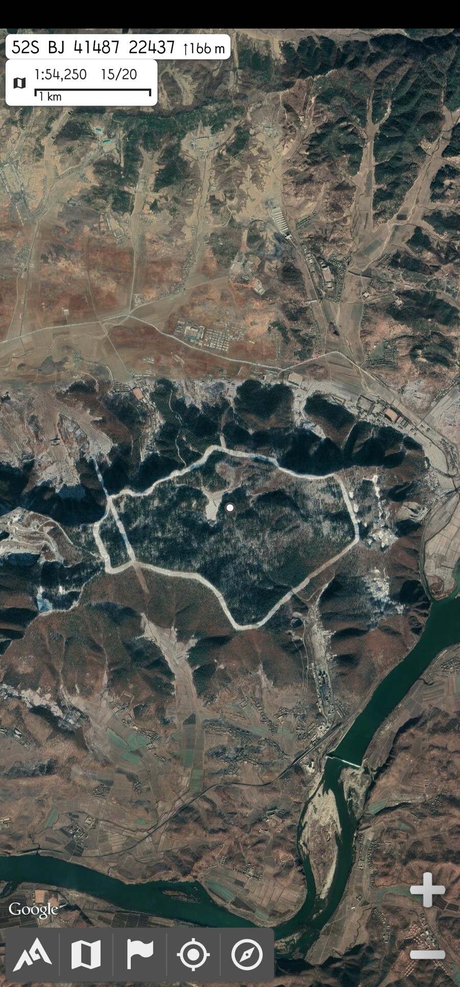 스크롤주의) 할일없어서 북한 활주로 털어봄_1.jpg