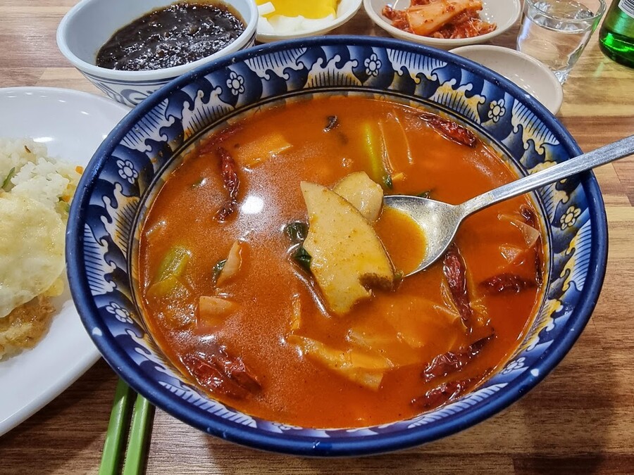 인천) 중식의 도시 인천에서 즐기는 짬뽕밥 7편_4.jpg