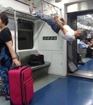 강한자만 살아남는 서울 1호선_2.jpg