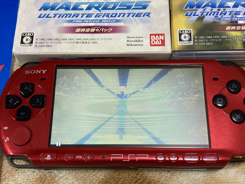 마크로스 1984 팜플렛 & PSP 초시공 냥냥팩 ~_123.jpg