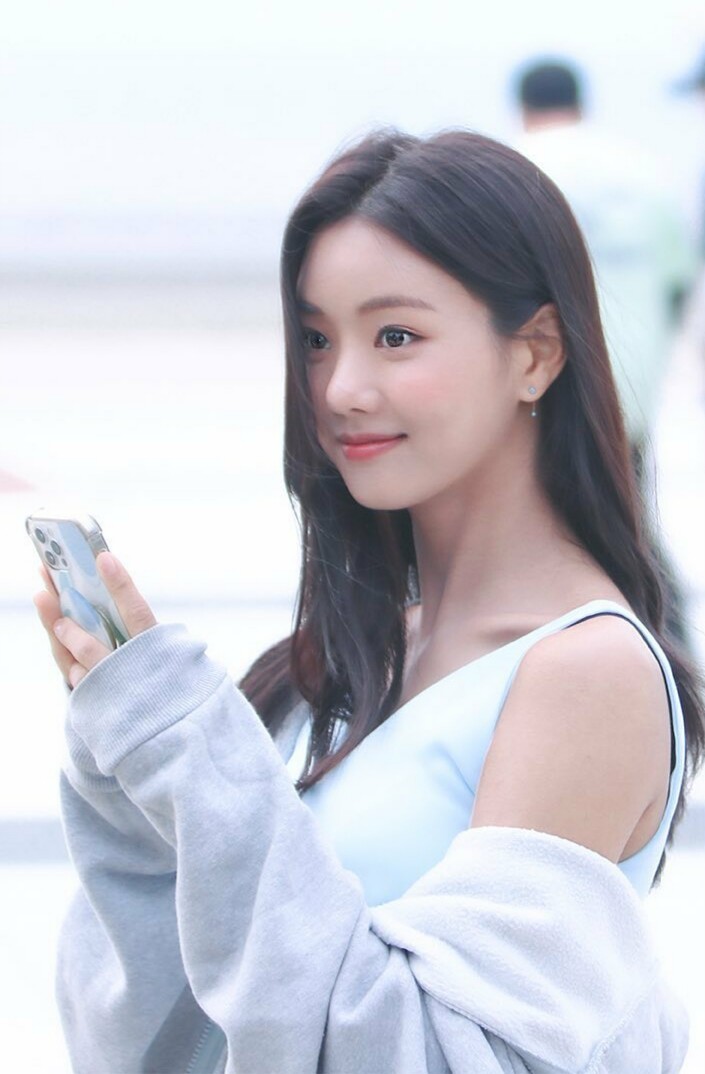 신사와 아가씨 단단이 근황 jpg._2.jpg