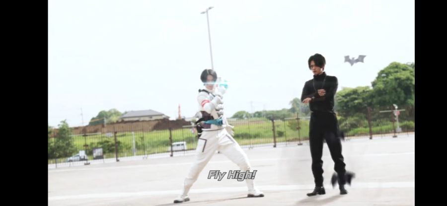 [가면라이더 리바이스] 저가 코스프레가 아닌 livevil_15.jpg