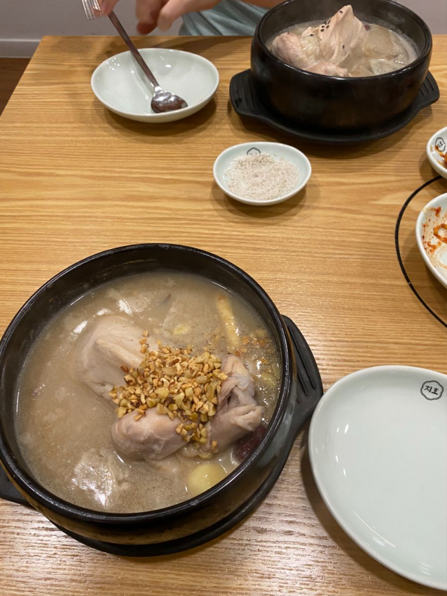 얼마 전 생일이었어서 가족끼리 들기름 막국수 먹으러 갔어요. | 음식 갤러리 얼마 전 생일이었어서 가족끼리 들기름 막국수 먹으러 갔어요.... 