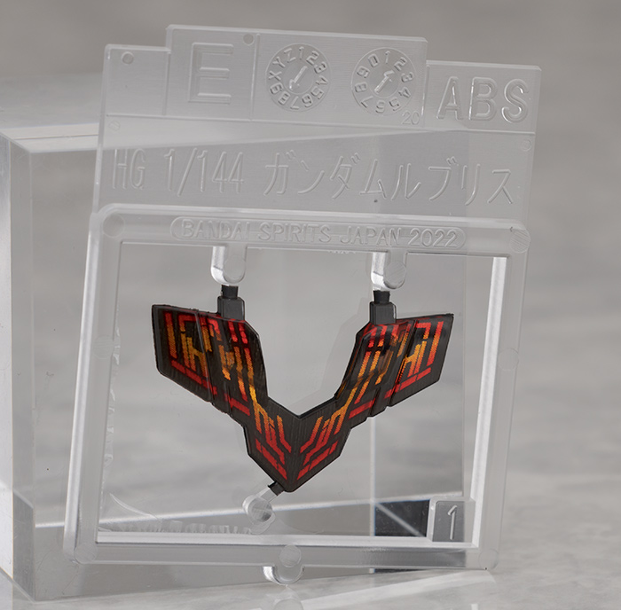 HG 1/144 건담 르브리스 해외 리뷰_4.jpg