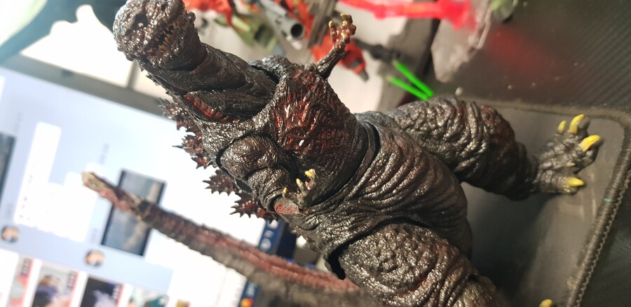 반다이 몬스터아츠 신고질라 (도색작)_2.jpg