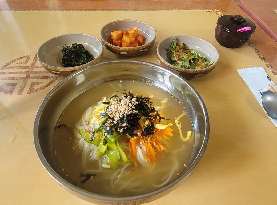 평산마을 잔치국수