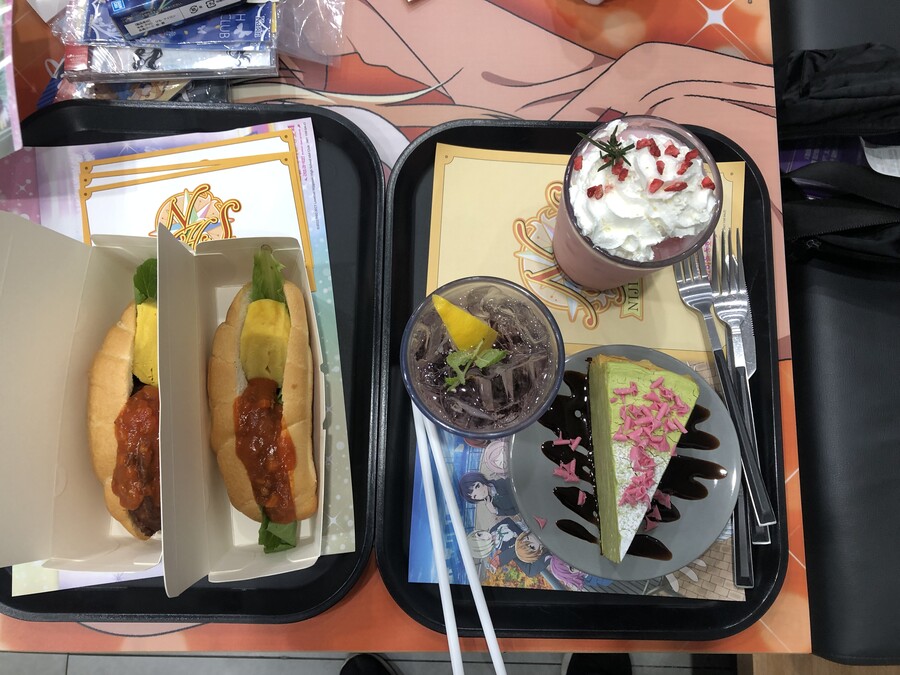 어제 먹어본 콜라보 카페 메뉴들._3.jpeg