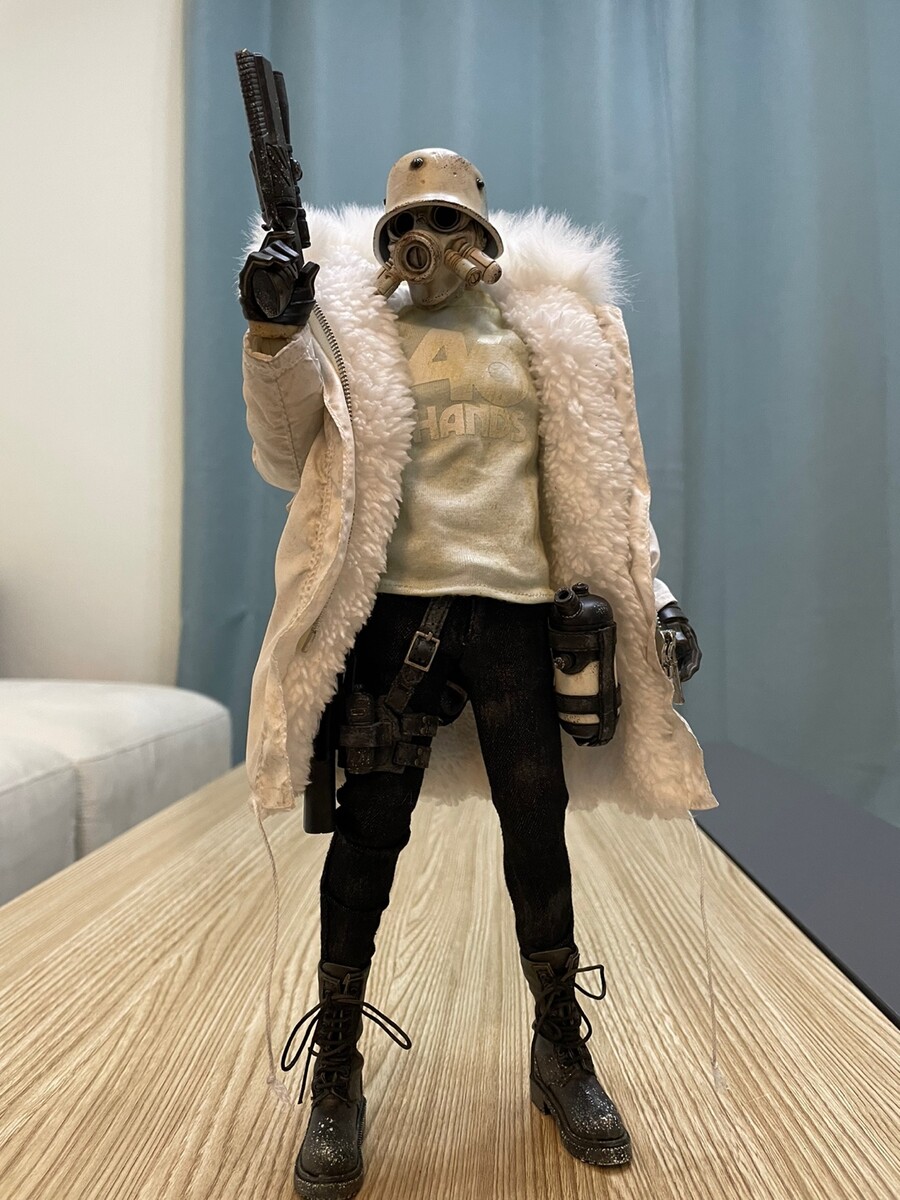 Underverse World War Robot 2 NOM Master Lupin