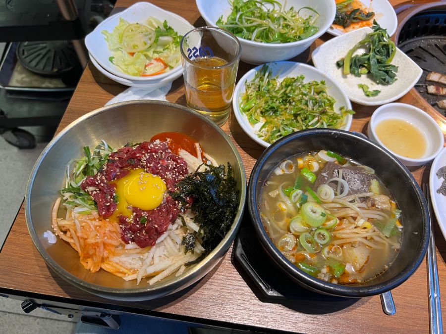 2022-04-01 18-37-47 부산광역시 사상구 삼락동 곰보 식당 육회비빔밥.JPG