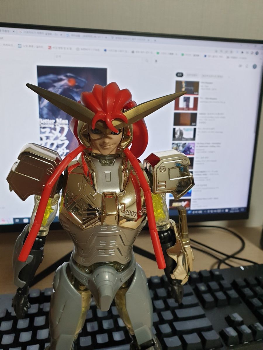 [프라 NO] 사이보그 가이._7.jpg