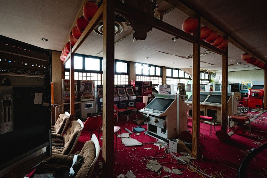 일본, 폐업한 여관(료칸)의 오락실♨️🕹️_2.jpg