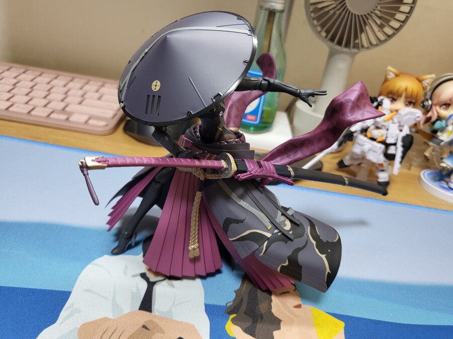 [피그마] 펄스랜더 로닌_2.jpg