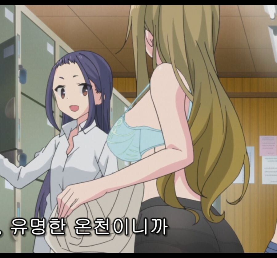 유루캠) 혼자서만 이상하리만큼 큰 캐릭터_1.jpg