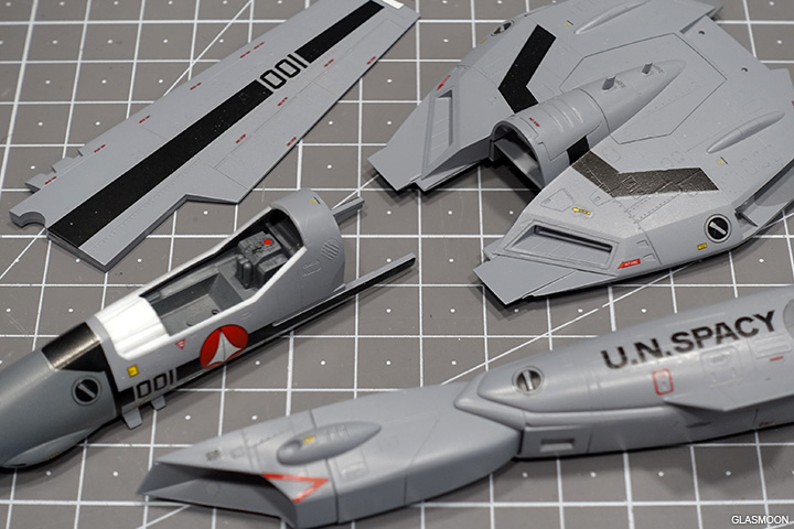 VF-1 하늘에 뜨다_10.jpg