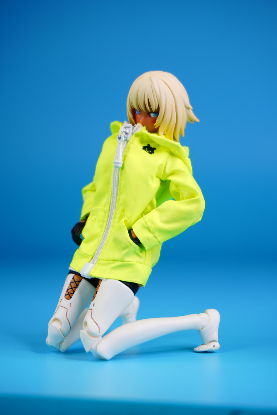 [스네일쉘] 밀크티 걸 형광 코트 간단 리뷰_9.jpg