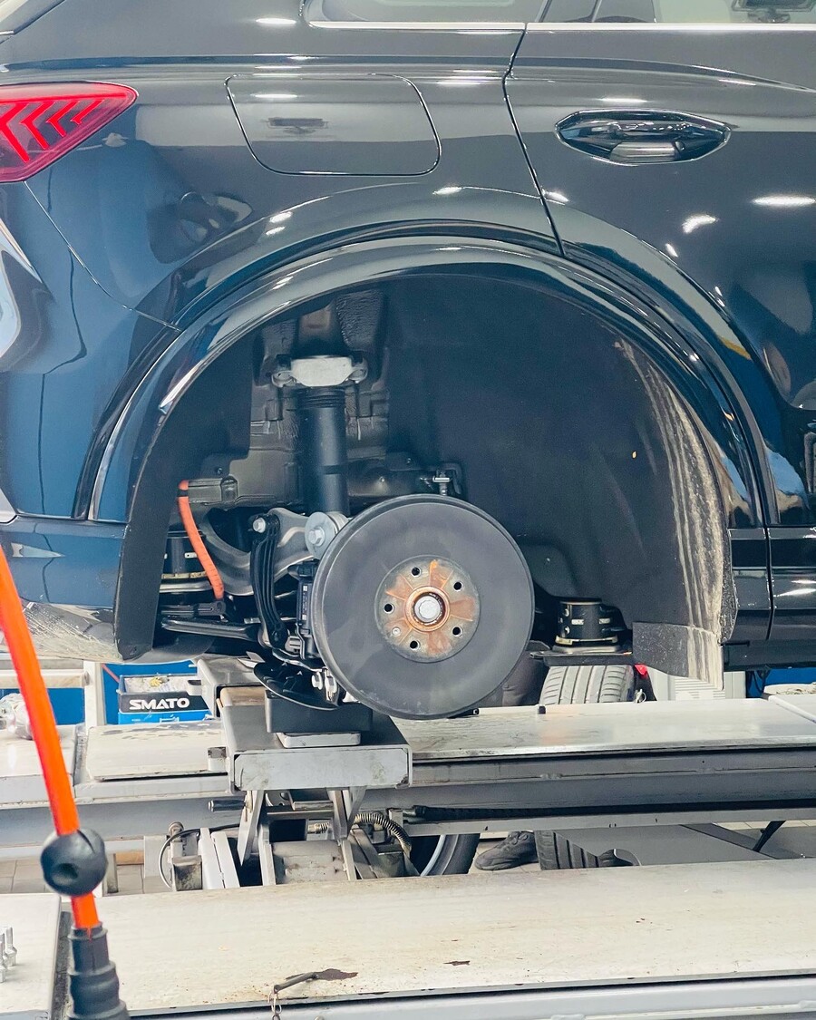 전기차Q4 이트론 한달 주행기근데 아이오닉5얘기를 곁들인