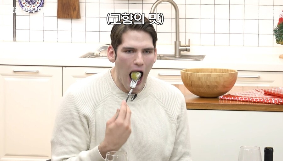 미국) 미국인 친구들도 정색하는 실제 미국음식 ㅋㅋㅋ_32.jpg