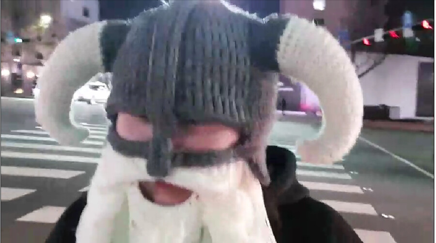 트위치 파티에 참여하러가는 여캠방송_2.png
