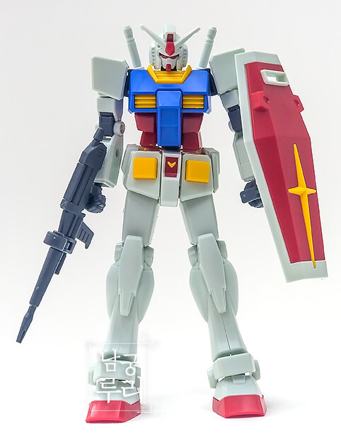 건프라 뉴비 남궁루리의 세 번째 완성작, 퍼스트 건담 EG & 액션 베이스_3.png