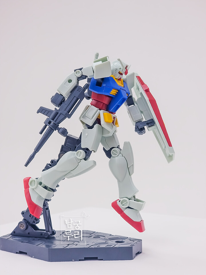 건프라 뉴비 남궁루리의 세 번째 완성작, 퍼스트 건담 EG & 액션 베이스_8.png