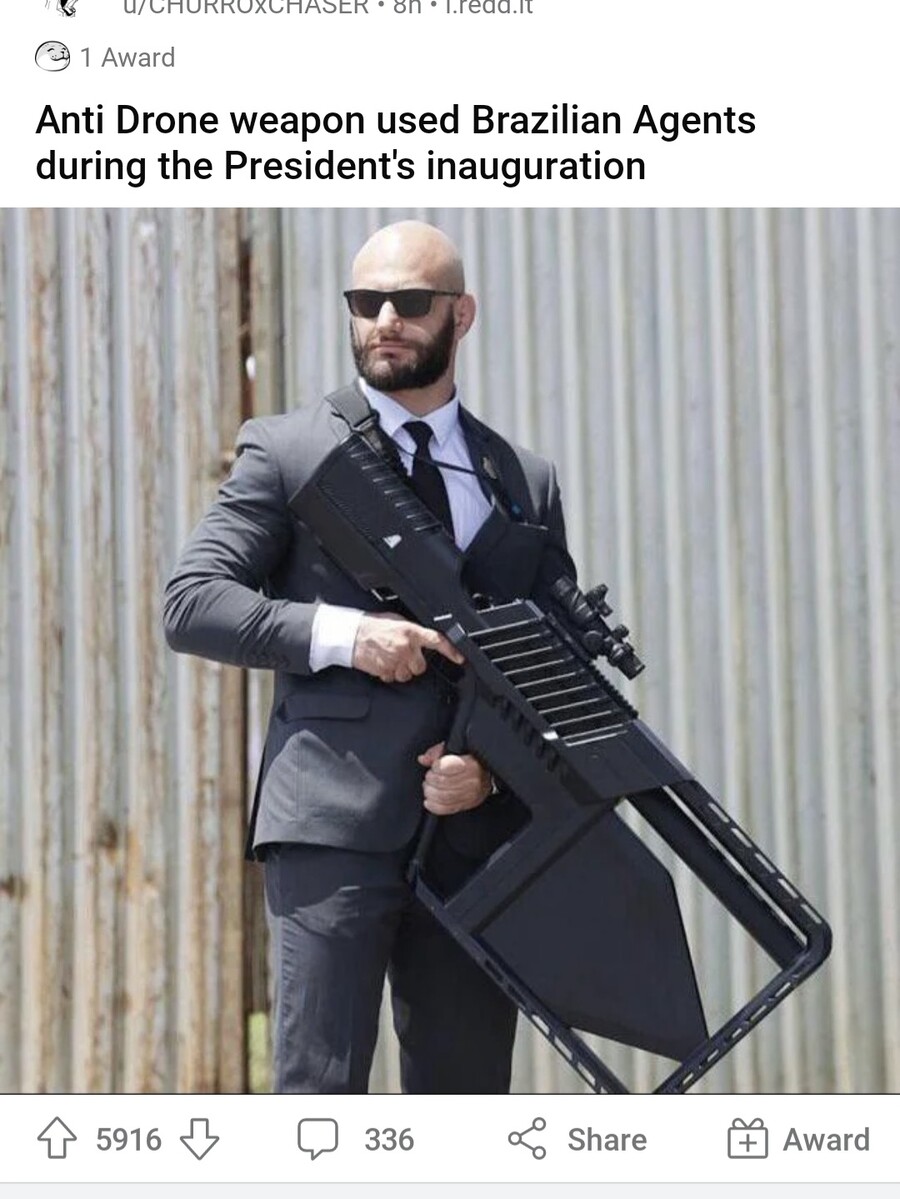 브라질 대통령 취임식에 경호원이 들고있는 안티드론병기_1.jpg