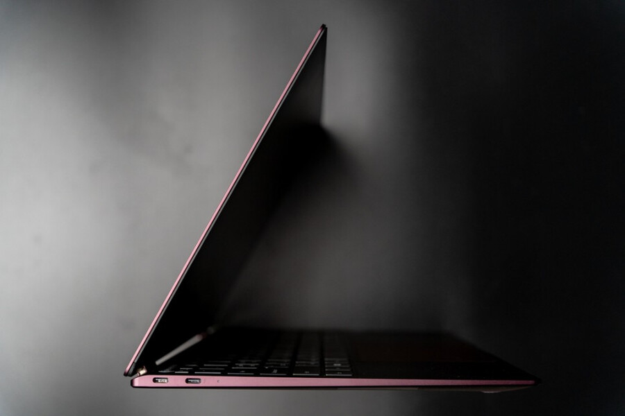 초 경량 노트북 인텔® Evo™ 플랫폼 기반 갤럭시북 2 프로 360 언박싱_6.png