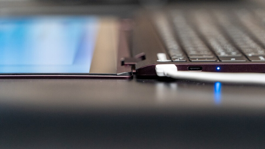 초 경량 노트북 인텔® Evo™ 플랫폼 기반 갤럭시북 2 프로 360 언박싱_13.png