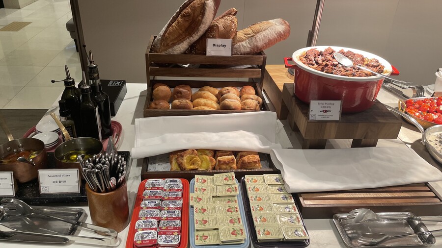 10만원에 랍스터 무제한 실화임?_21.jpg