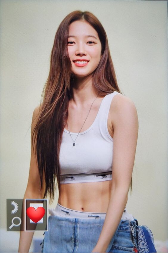 카즈하가 복근운동을 열심히 하는이유_2.jpg