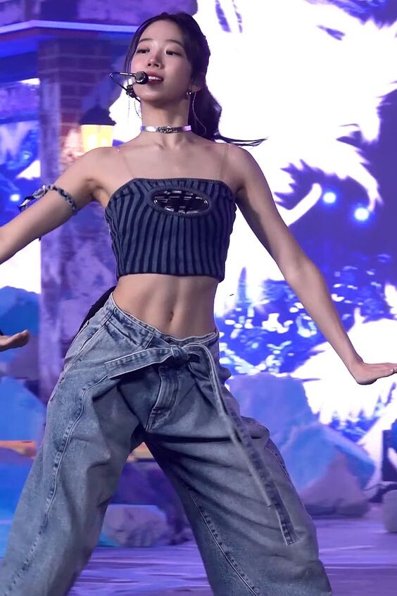 카즈하가 복근운동을 열심히 하는이유_3.jpg