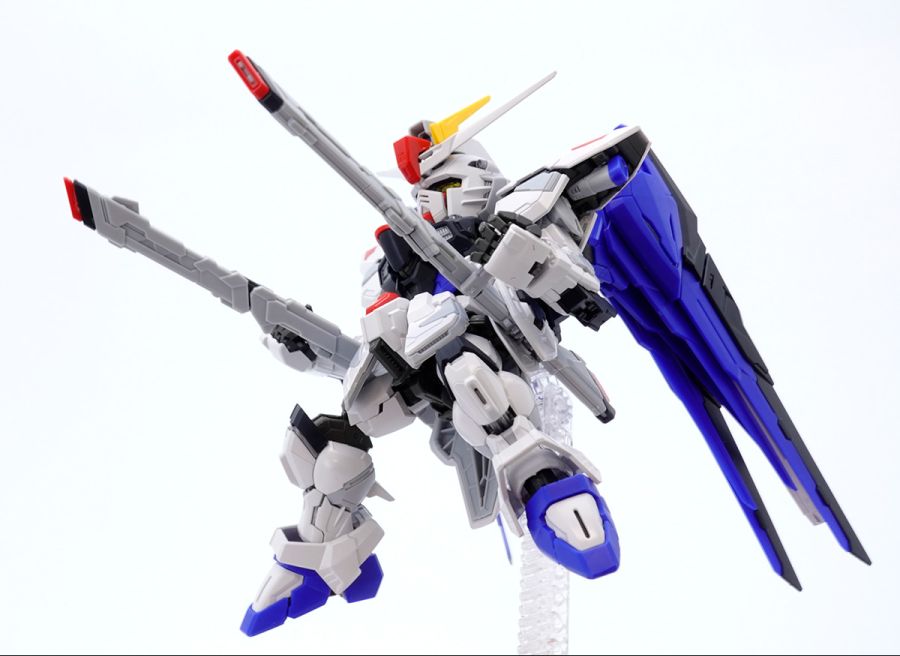 MGSD 프리덤 건담 샘플 소개_34.jpg