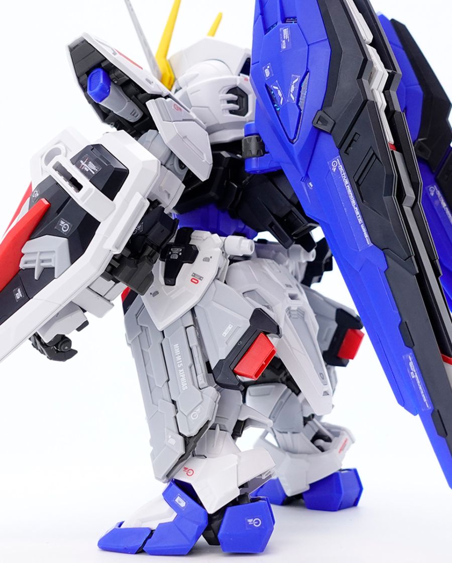 MGSD 프리덤 건담 샘플 소개_39.jpg