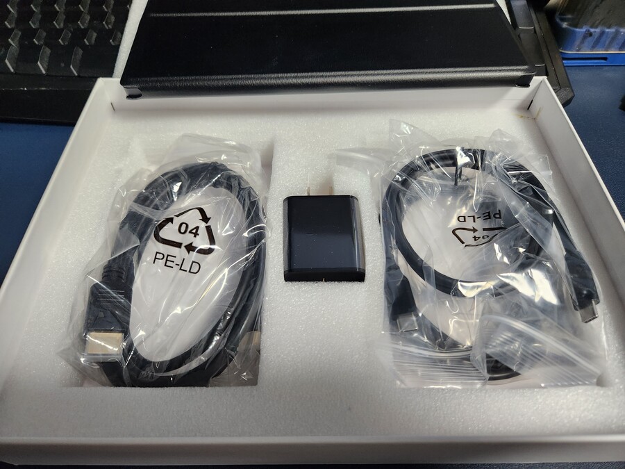 휴대용 모니터 구입_6.jpg