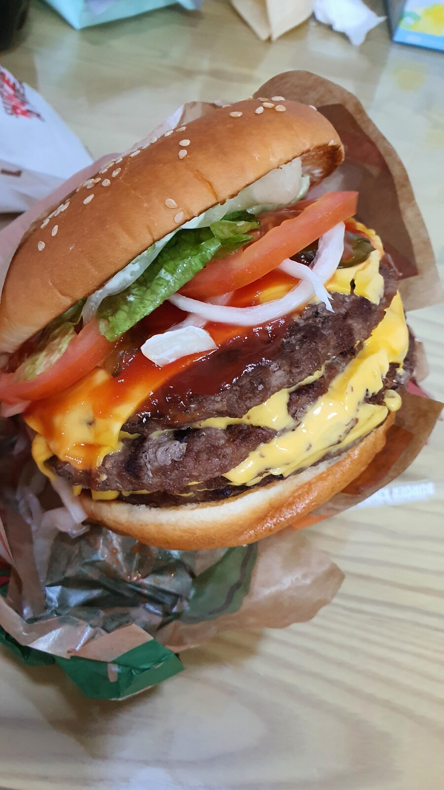 (버거킹) 의외로 1인 1버거 하기 힘들다는 햄버거.GIF_2.jpeg