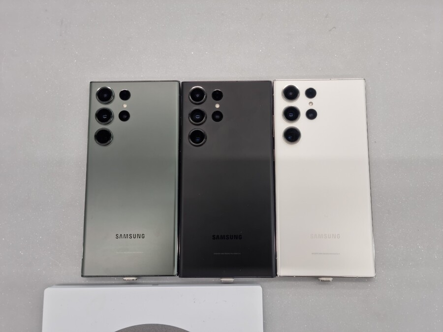 삼성) S23U 크림 ㅈㄴ 이쁘네_1.jpg