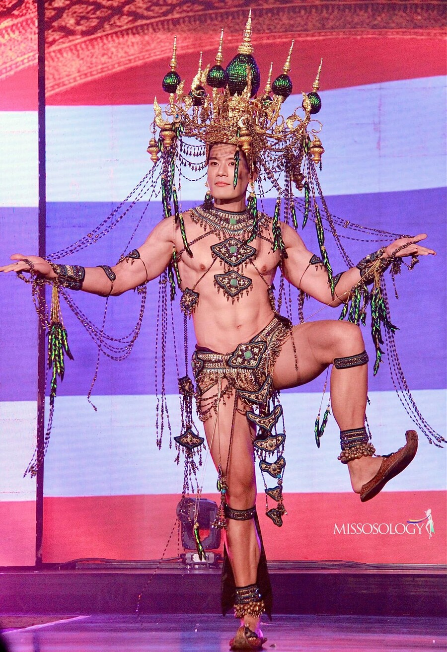 남자미인대회라고 의상이 심심할거라고 생각하면 착각.jpg_1.jpg