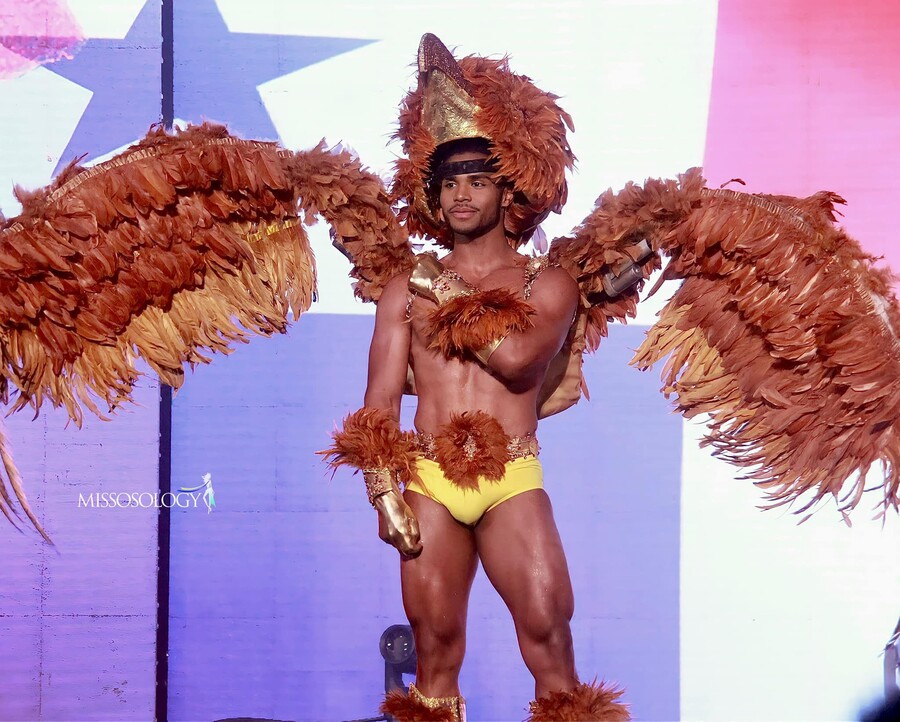 남자미인대회라고 의상이 심심할거라고 생각하면 착각.jpg_16.jpg