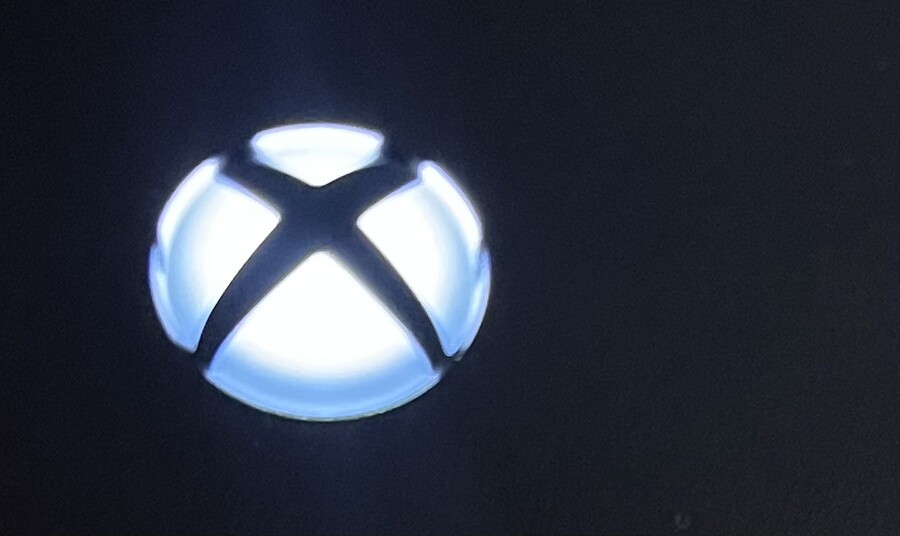 엑박 시리즈 X 로고 불빛_1.jpeg