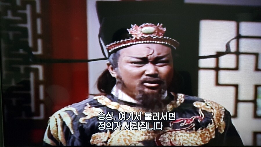 이 와중에 남쪽은... | 정치유머 게시판 | RULIWEB 이 와중에 남쪽은... | 정치유머 게시판 | 루리웹