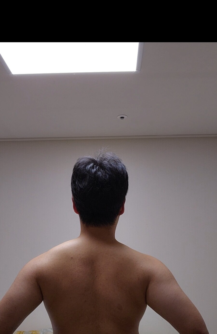 상체 불균형 일까요? (등)_1.jpg