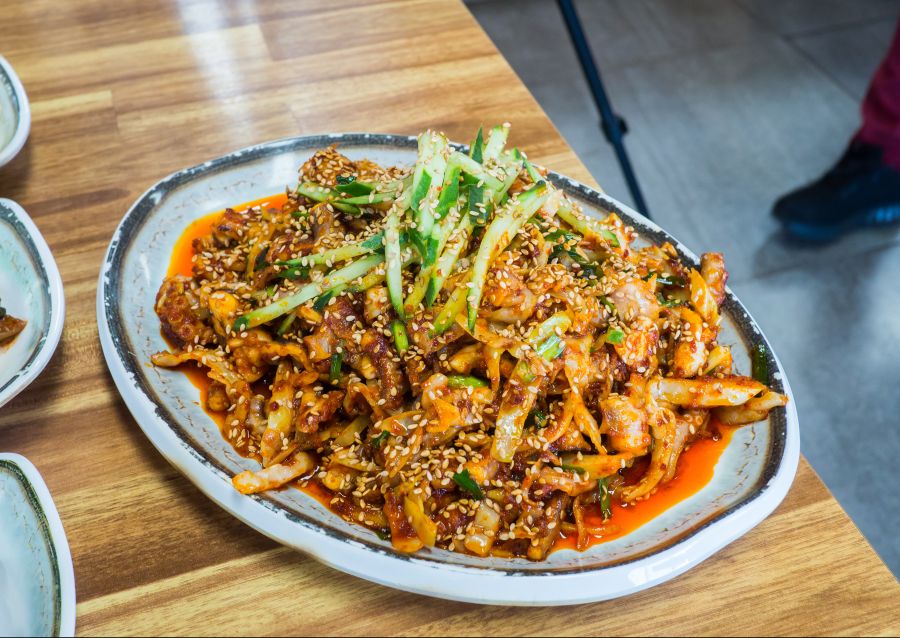 세종에서 장어한판 진도에서 낙지요리 닭날개 튀김