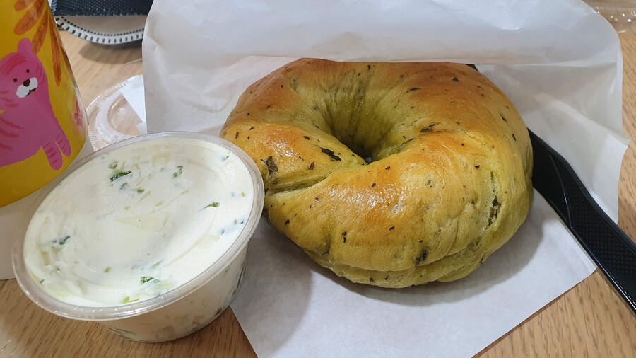 런던 베이글 뮤지엄 안국점_8.jpg