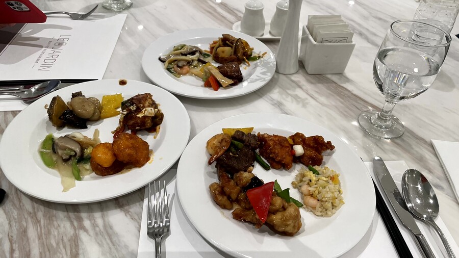 메뉴만 60가지 넘는 호텔뷔페_13.jpg