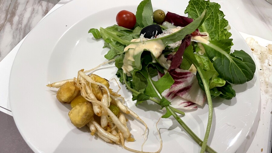 메뉴만 60가지 넘는 호텔뷔페_20.jpg