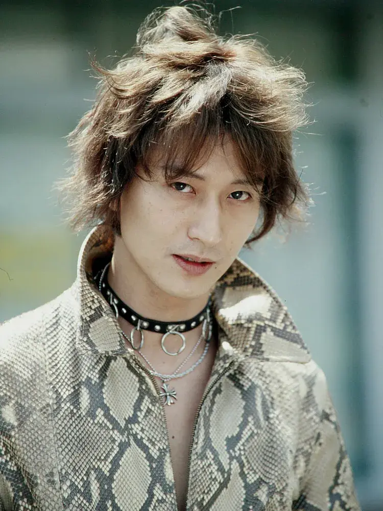 기츠)네온 서사가 헤이세이1기때 쓰였다면_1.webp