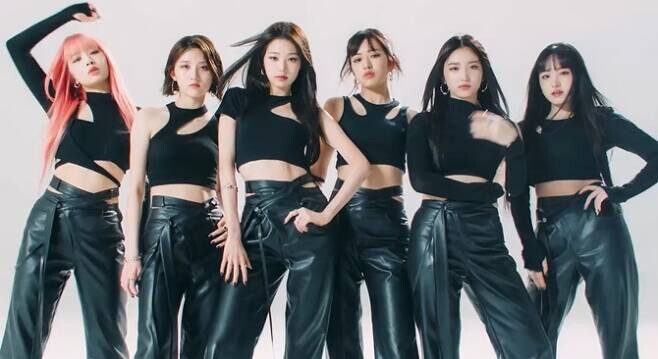 음악평론가가 생각하는 현재 4세대 걸그룹 중 "가장 정통파 아이돌"스러운 팀_1.jpeg