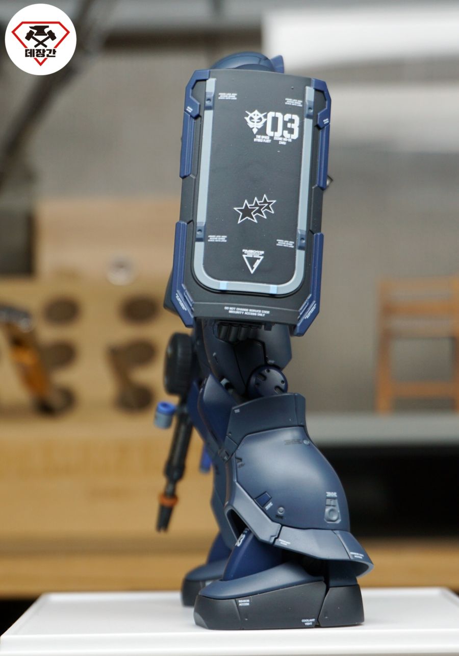 MS-05 검은 삼연성 자쿠 (사진 엄청 많아요~ ㅠㅠ)_17.jpg