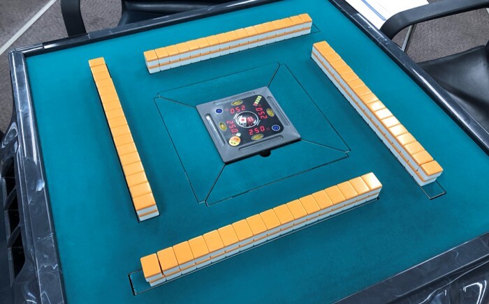 최신형 마작 테이블 근황_1.jpg