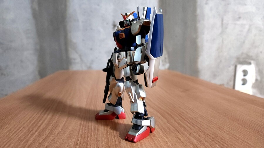 [HGUC] 마크2 티타늄피니쉬_3.jpg